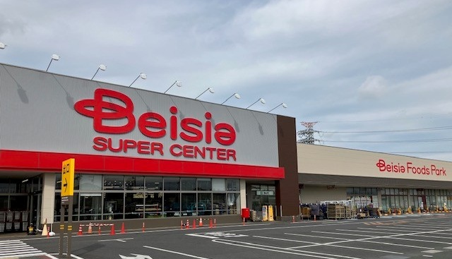 ベイシア古河総和店外観